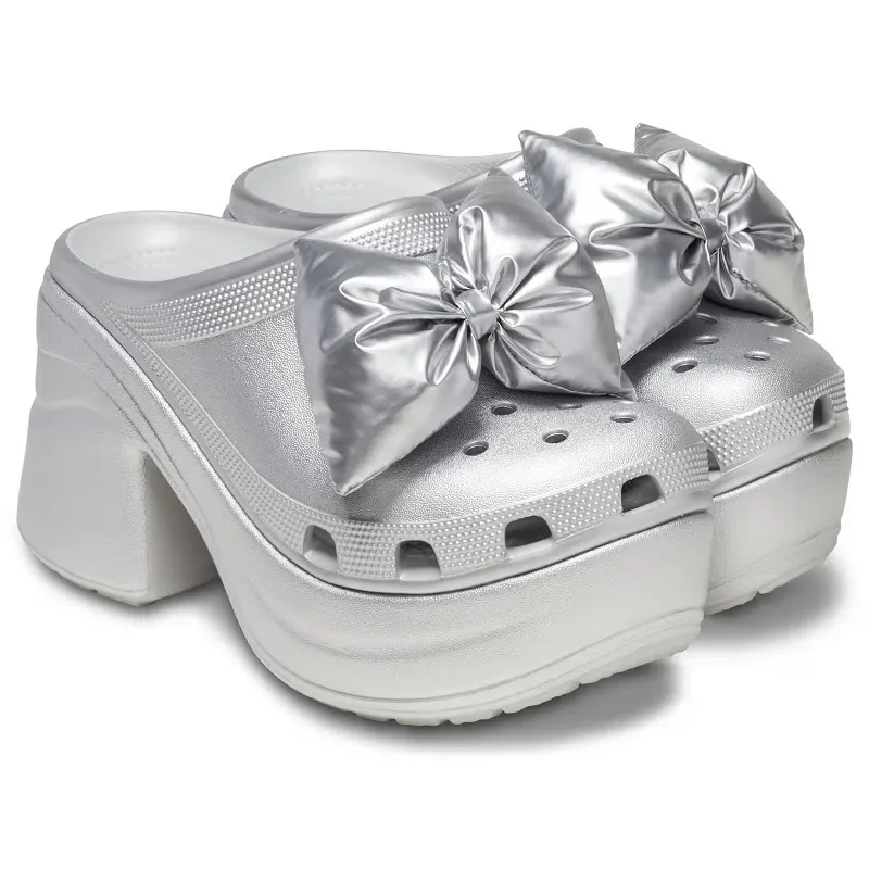 Siren Metallic Bow Clogs “Silver” Siren Metallic Bow Clogs “Silver”