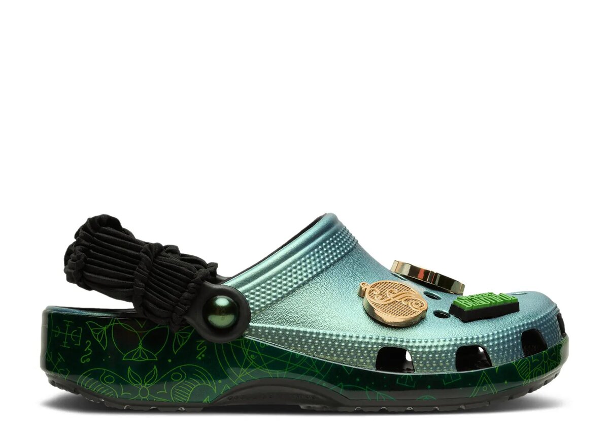 Wicked x Classic Clog ‘Elphaba’ Wicked x Classic Clog ‘Elphaba’
